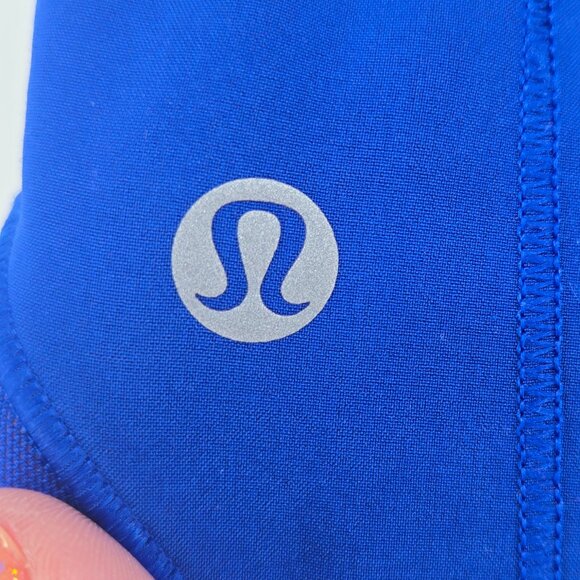 Lululemon Hotty Hot Short II *2.5" - 2 Jet Stream - Picture 5 of 7
